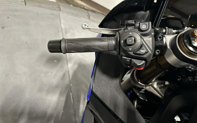 2027 Yamaha YZF R9