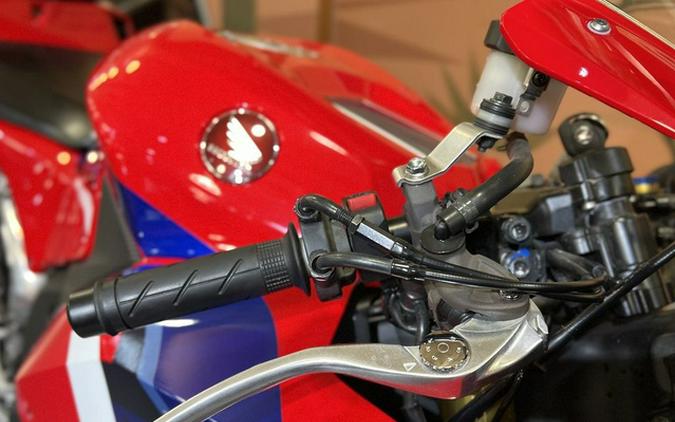 2024 Honda CBR600RR ABS