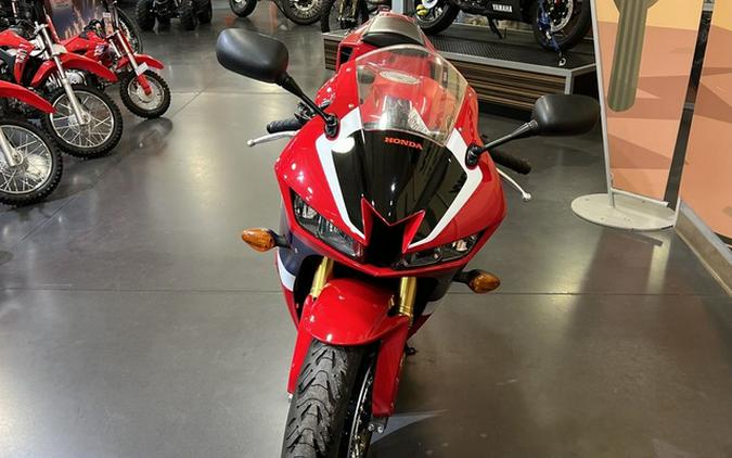 2024 Honda CBR600RR ABS