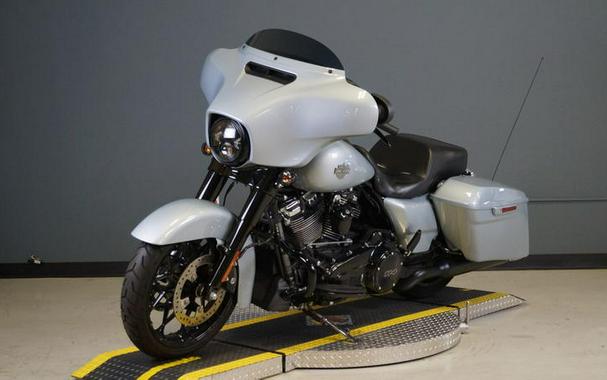 2023 Harley-Davidson® FLHXS - Street Glide® Special