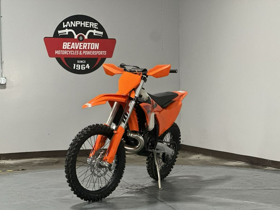 2025 KTM XC 300