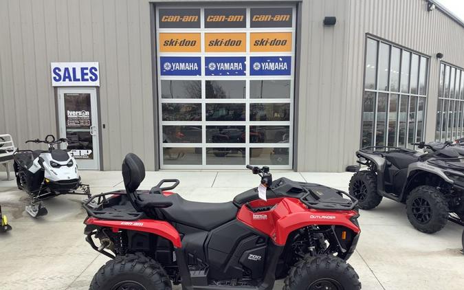2026 Can-Am Outlander™ MAX DPS 700
