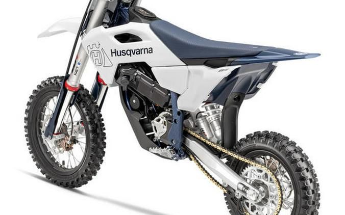 2027 Husqvarna® EE 5