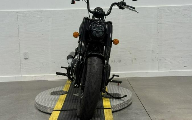 2022 Indian Chief Bobber ABS Black Metallic