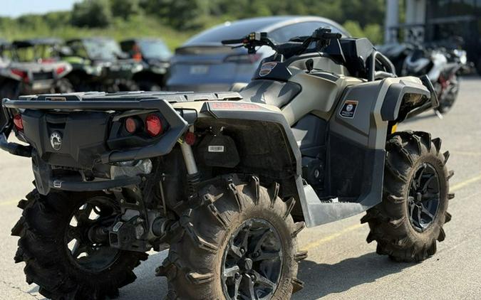 2022 Can-Am Outlander X Mr 1000R Liquid Titanium & Magma Red