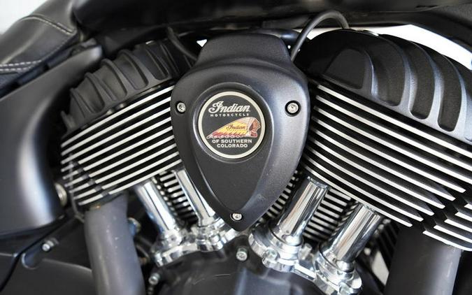 2018 Indian Motorcycle® Chieftain® Dark Horse® ABS Thunder Black Smoke