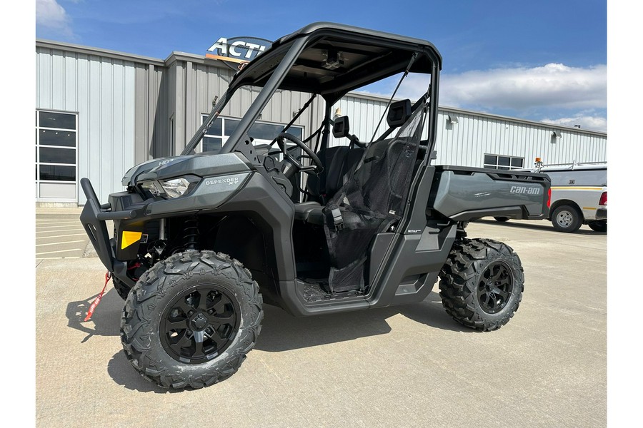 2024 Can-Am Defender XT HD7