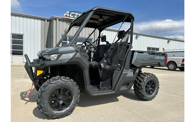 2024 Can-Am Defender XT HD7