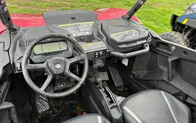 2024 Can-Am Commander XT 700