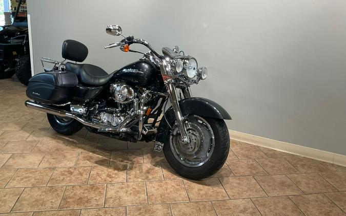 2005 Harley-Davidson® Road King® Custom Black Pearl