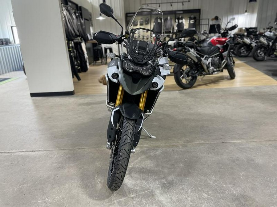 2024 Triumph Tiger 900 Rally Pro Matt Khaki Green / Matt Phantom Black