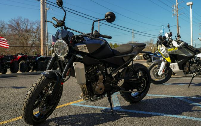 2025 Husqvarna® Svartpilen 801