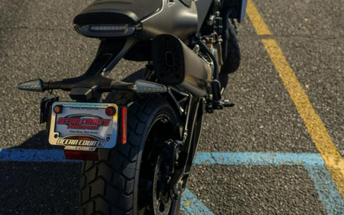 2025 Husqvarna® Svartpilen 801