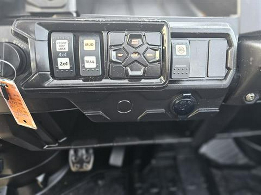 2024 Can-Am Defender MAX X MR With Half-Doors