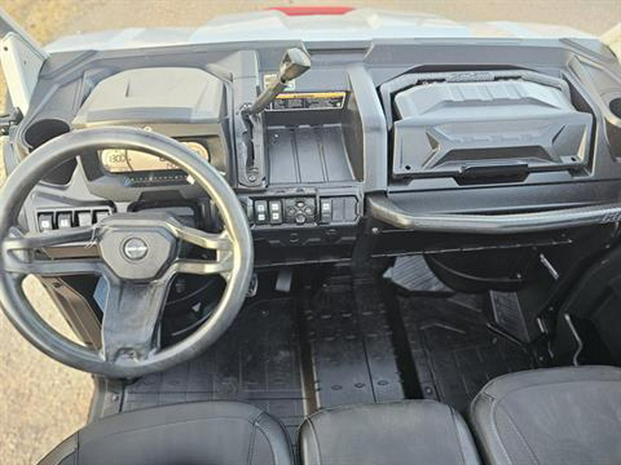 2024 Can-Am Defender MAX X MR With Half-Doors