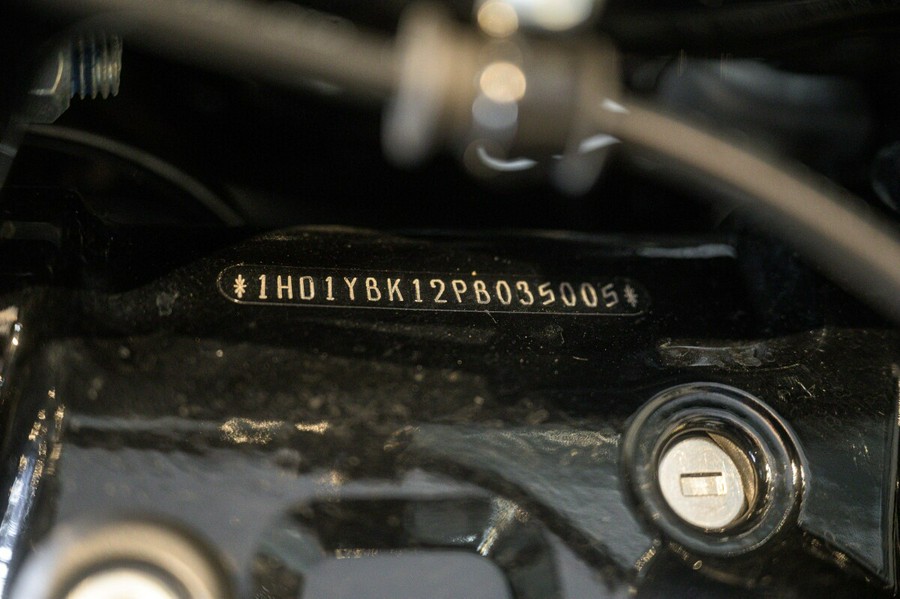 2023 Harley-Davidson Softail Heritage Classic Cruiser FLHCS