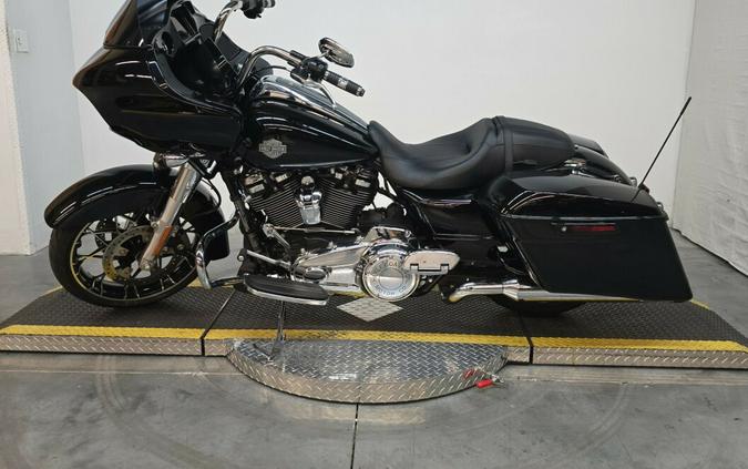 FLTRXS 2021 Road Glide Special