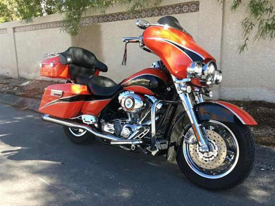 2004 Harley-Davidson FLHTCSE Screamin' Eagle® Electra Glide®