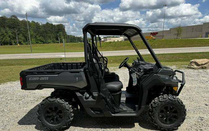 2024 Can-Am™ Defender XT HD9