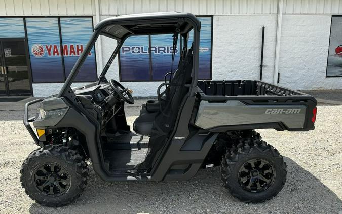 2024 Can-Am™ Defender XT HD9