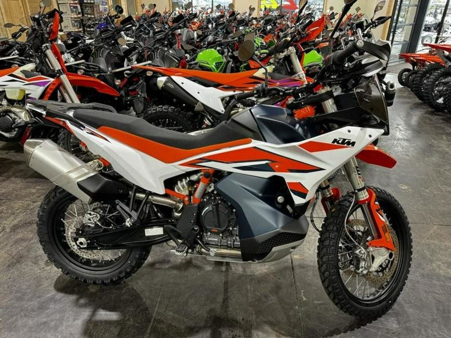 2024 KTM 890 Adventure R