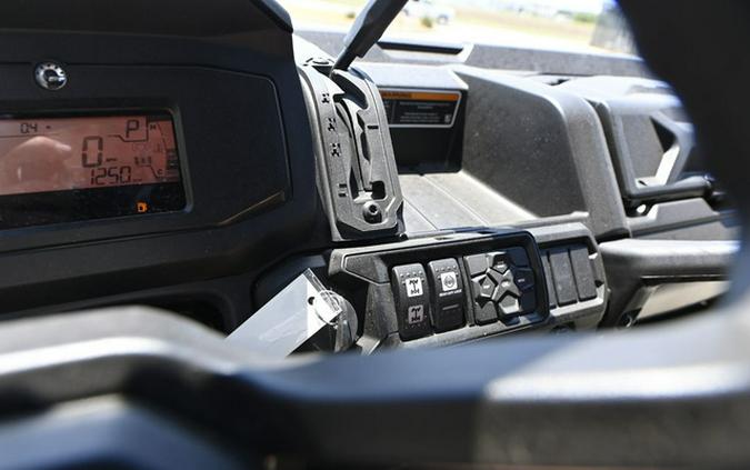 2026 Can-Am Defender MAX XT HD9 Dark Wildland Camo