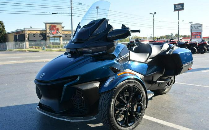 2024 Can-Am® SPYDER RT
