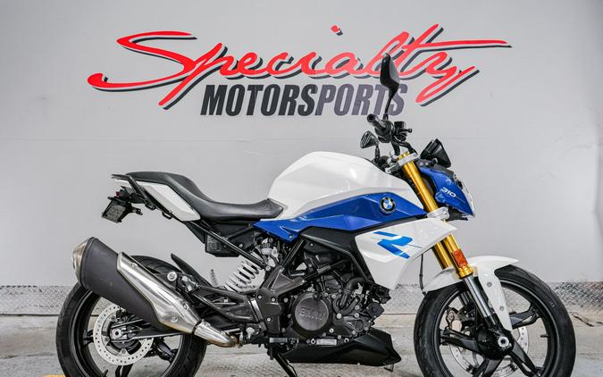 2021 BMW G 310 R Review [Urban Motorcycle Test in Los Angeles]