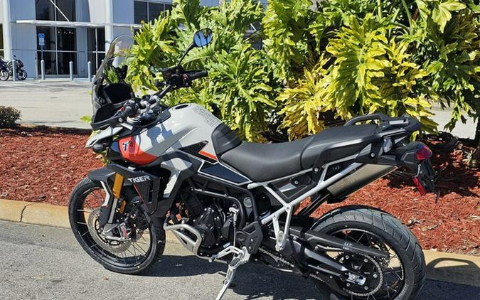 2024 Triumph Tiger 900 Rally Pro Ash Grey / Intense Orange