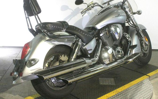 2006 Honda® VTX™ 1800S Spec 2