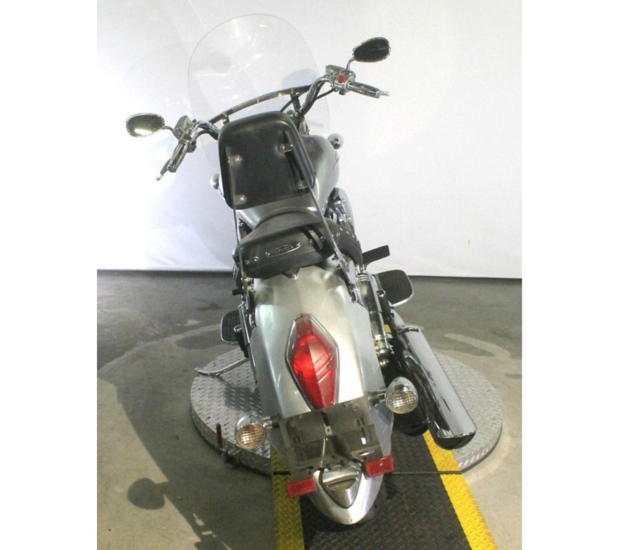 2006 Honda® VTX™ 1800S Spec 2