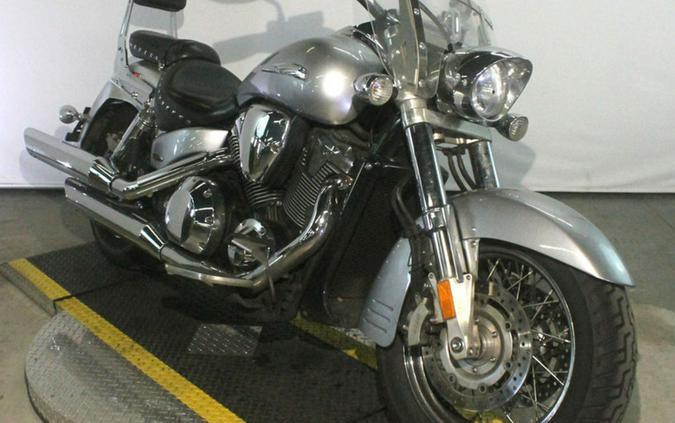 2006 Honda® VTX™ 1800S Spec 2