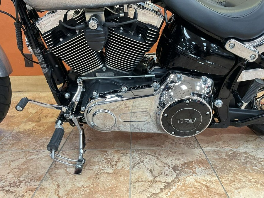 2015 Harley-Davidson® FXSB - Softail® Breakout®