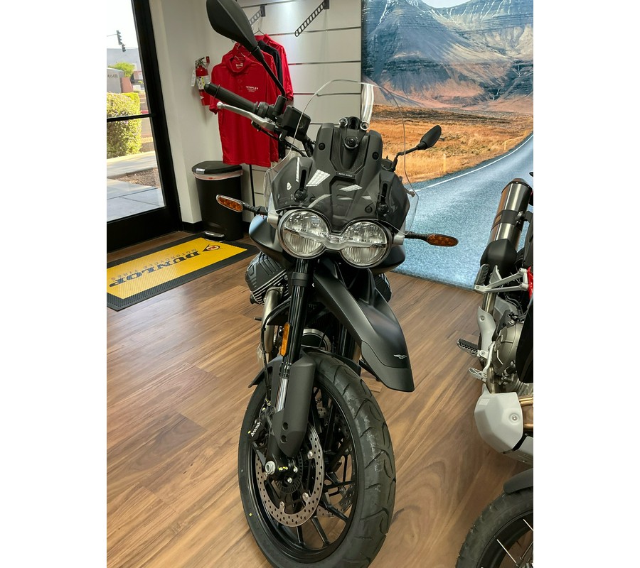 2025 Moto Guzzi V85 Strada