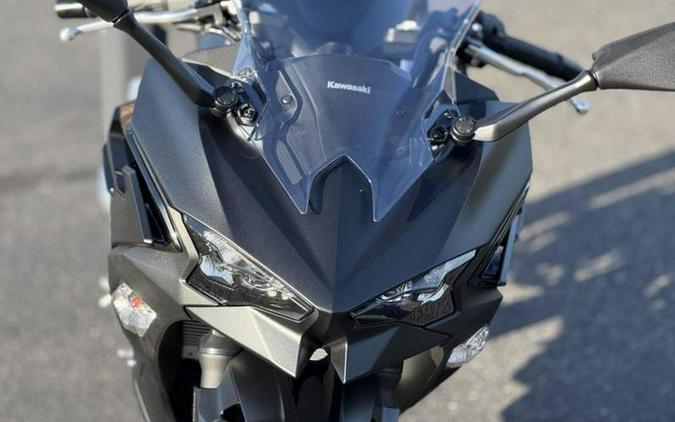2026 Kawasaki Ninja® 500 ABS Metallic Flat Spark Black