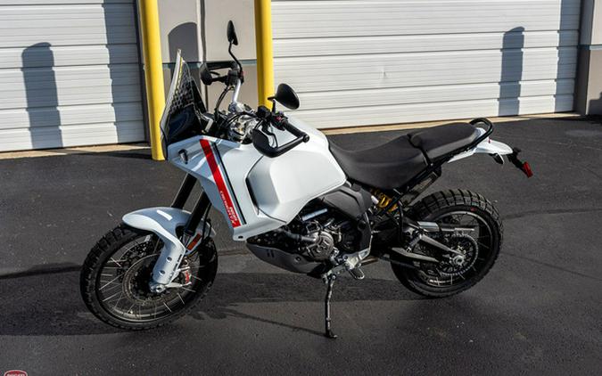 2023 Ducati DesertX Star White Silk