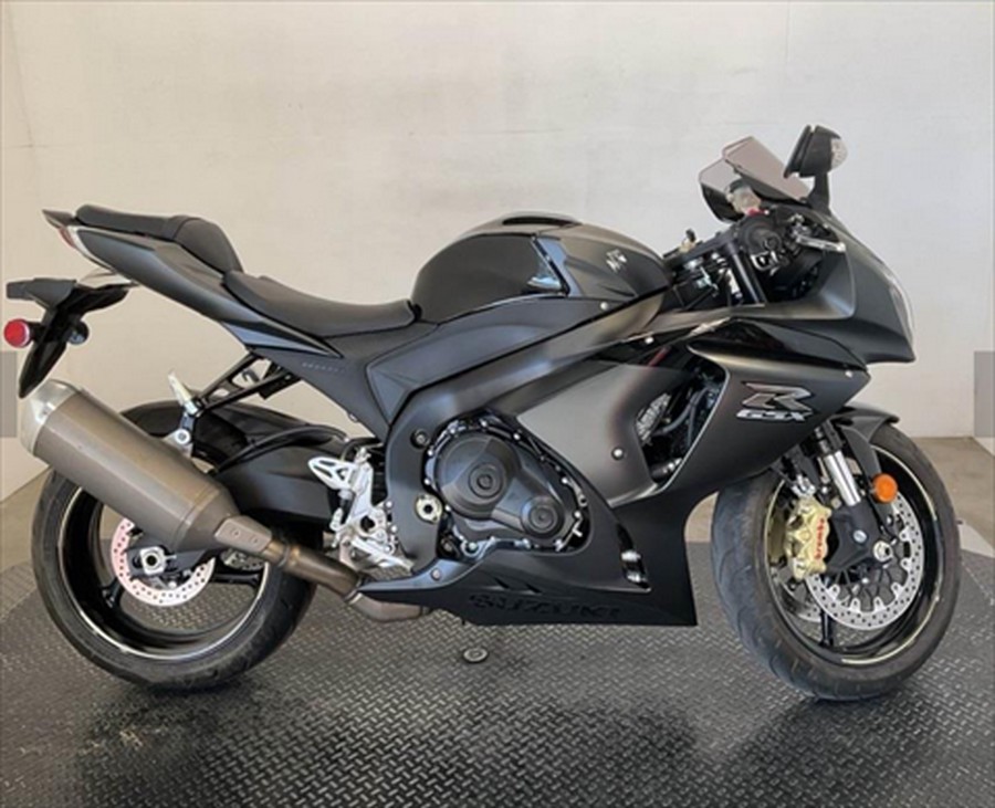 2013 Suzuki GSX-R1000™