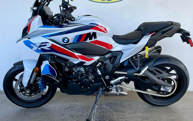 2026 BMW M1000XR