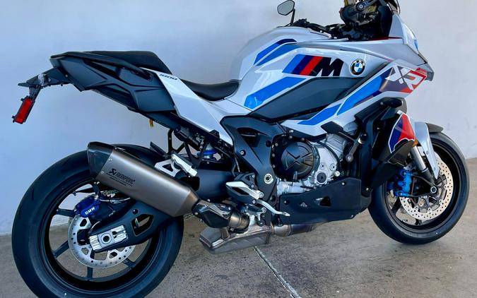 2026 BMW M1000XR