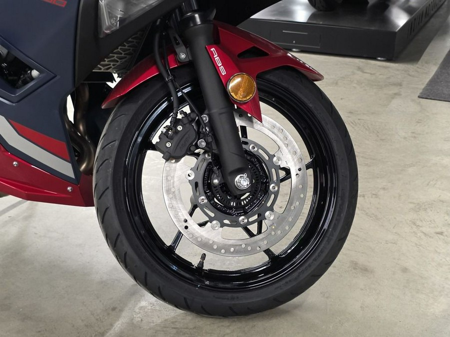 2026 Kawasaki Ninja® 500 ABS