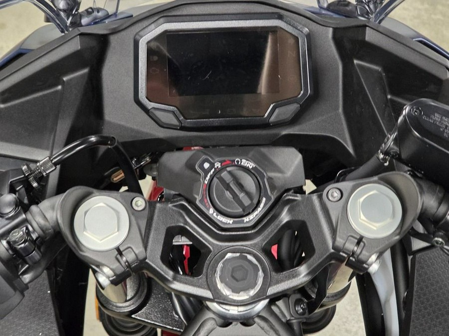 2026 Kawasaki Ninja® 500 ABS