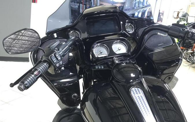 2019 Harley-Davidson® FLTRXS - Road Glide® Special