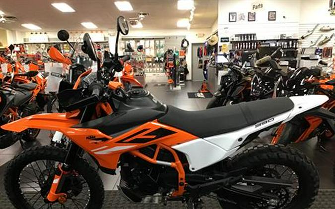 2026 KTM 390 Enduro R