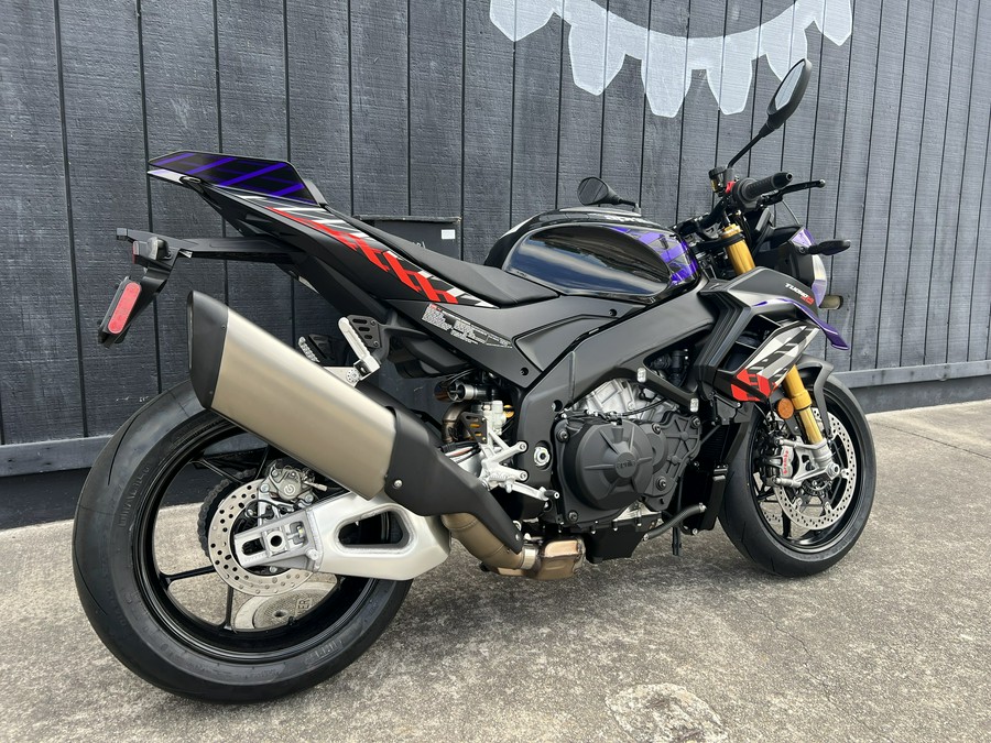 2027 Aprilia Tuono V4 1100 Factory