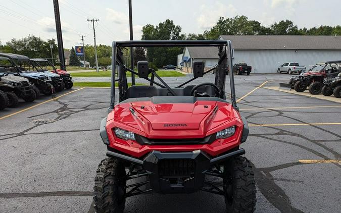 2024 Honda® Pioneer 1000