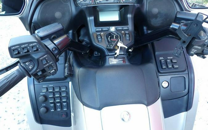 2016 Honda Gold Wing Audio / Comfort