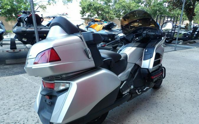 2016 Honda Gold Wing Audio / Comfort