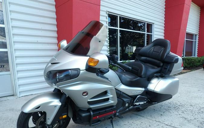 2016 Honda Gold Wing Audio / Comfort