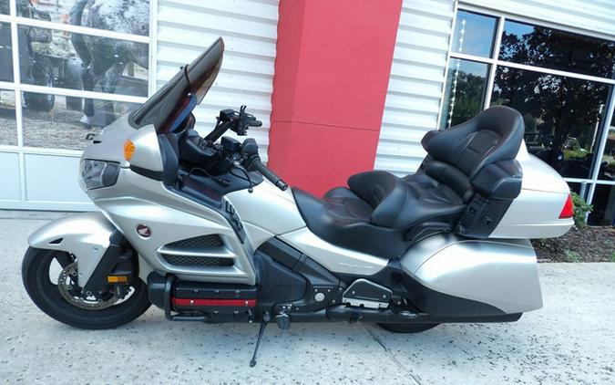 2016 Honda Gold Wing Audio / Comfort