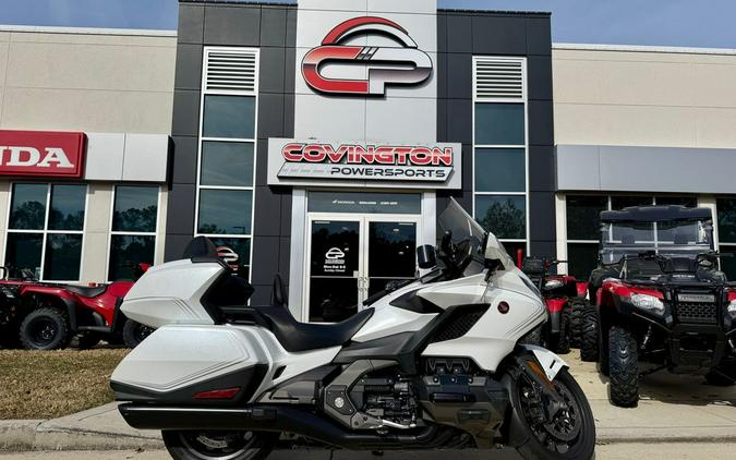 2020 Honda® Gold Wing Tour Automatic DCT Pearl Glare White